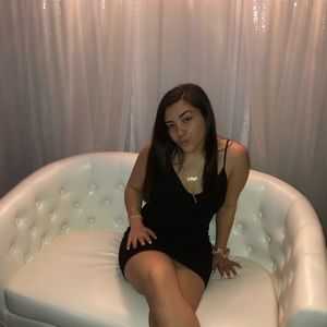 Meet your Posher, Julissa